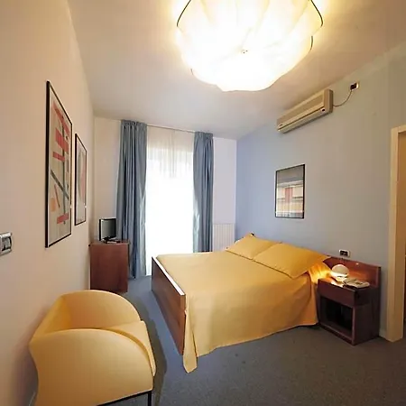 Il Cascinalenuovo Hotel 2*
