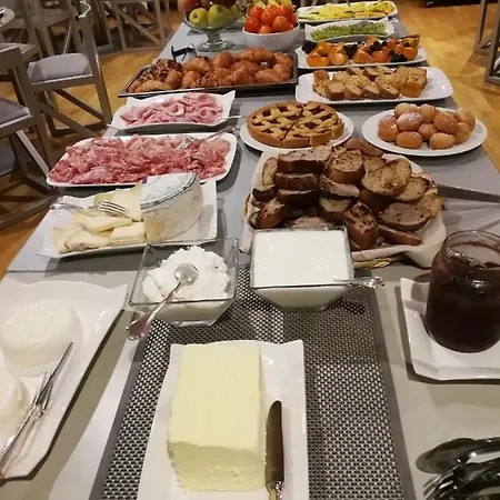 Il Cascinalenuovo 2* אסטי